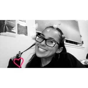 Meet your Posher, Brianna